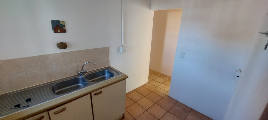 4 Bedroom Property for Sale in Wavecrest Eastern Cape